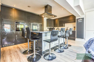 Photo 26- click for photo gallery